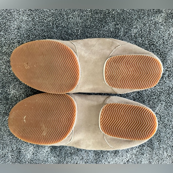 Polo Ralph Lauren - Women's The Suede Pony Ballerina Sneaker, Size 7.5 (US) - Picture 7 of 8